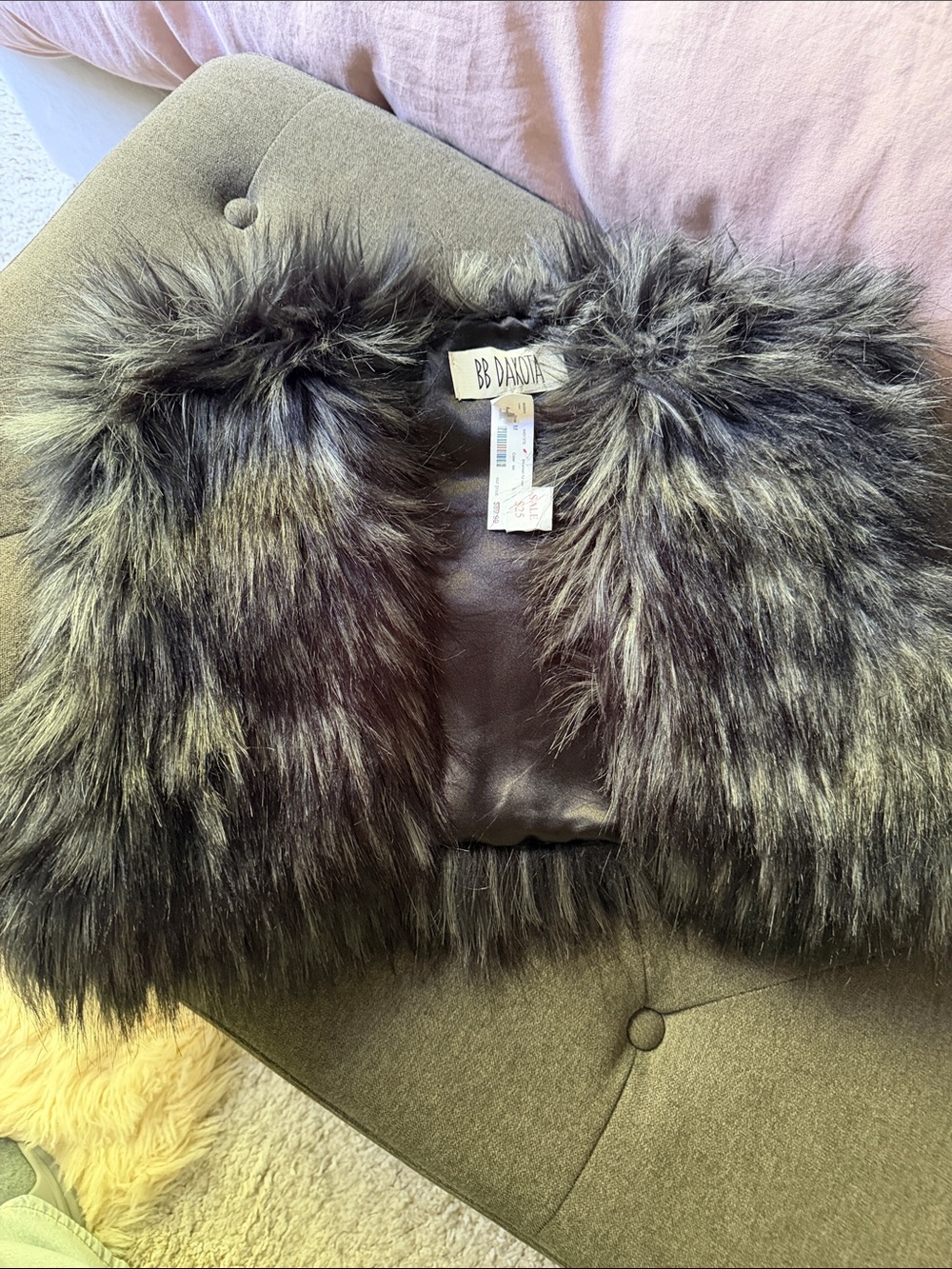 BB Dakota Gray Faux Fur Cropped Vest